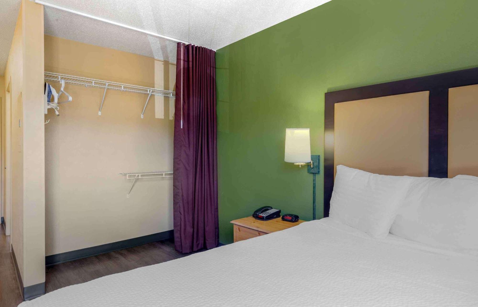 Extended Stay America Suites - Boston - Waltham - 52 4Th Ave Exterior foto